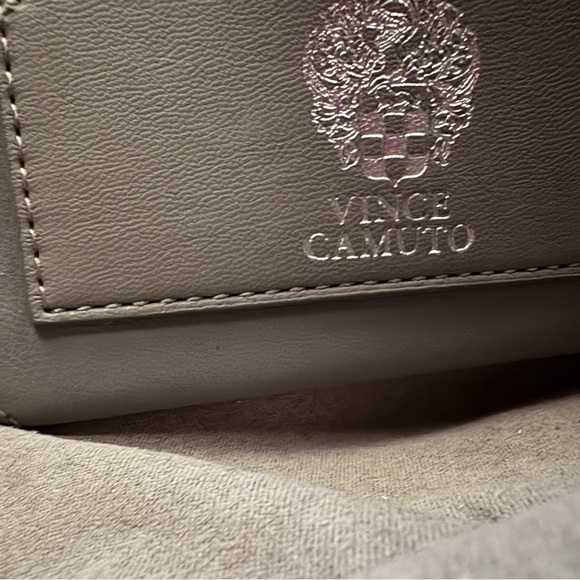 Vince Camuto Sleek Black Large‎ Leather Tote Shoulder Bag Career Office Laptop - Picture 12 of 16